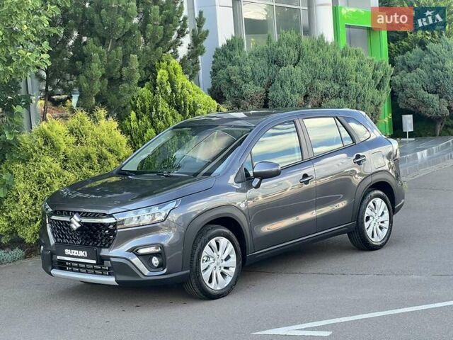 Серый Сузуки S-Cross, объемом двигателя 1.37 л и пробегом 1 тыс. км за 24892 $, фото 2 на Automoto.ua