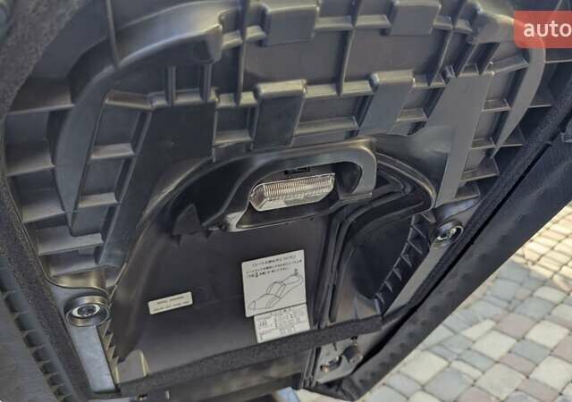 Белый Сузуки Skywave 250, объемом двигателя 0.25 л и пробегом 43 тыс. км за 2700 $, фото 4 на Automoto.ua