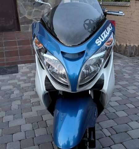 Белый Сузуки Skywave 250, объемом двигателя 0.25 л и пробегом 43 тыс. км за 2700 $, фото 5 на Automoto.ua