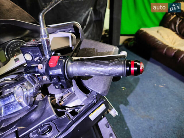 Білий Сузукі Skywave 250, об'ємом двигуна 0.25 л та пробігом 26 тис. км за 1850 $, фото 6 на Automoto.ua