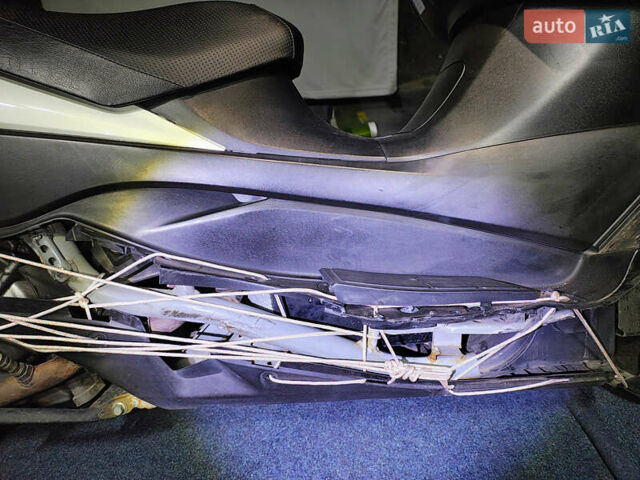 Білий Сузукі Skywave 250, об'ємом двигуна 0.25 л та пробігом 26 тис. км за 1850 $, фото 19 на Automoto.ua