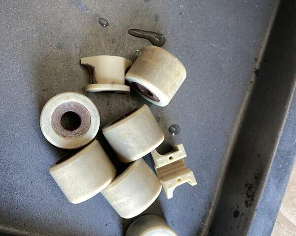 Белый Сузуки Skywave 250, объемом двигателя 0.25 л и пробегом 34 тыс. км за 2200 $, фото 16 на Automoto.ua