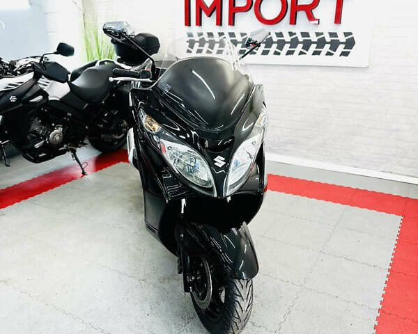 Черный Сузуки Skywave 250, объемом двигателя 0.25 л и пробегом 23 тыс. км за 2200 $, фото 4 на Automoto.ua