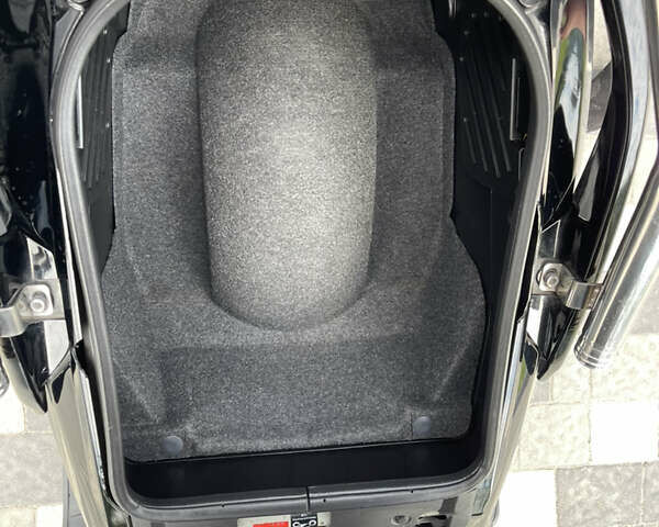 Черный Сузуки Skywave 250, объемом двигателя 0.25 л и пробегом 27 тыс. км за 2649 $, фото 13 на Automoto.ua