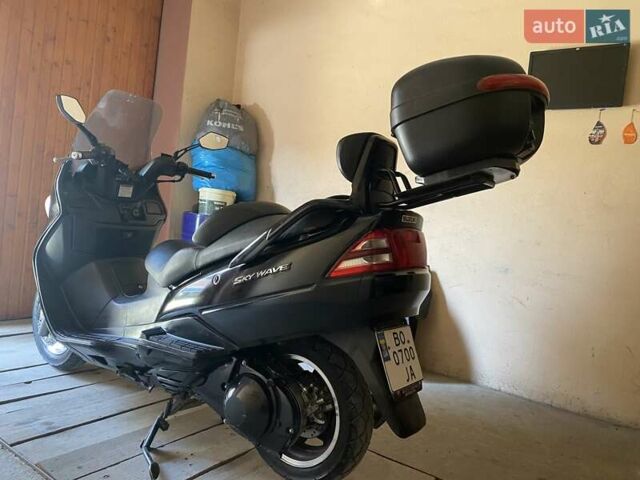 Черный Сузуки Skywave 250, объемом двигателя 0.25 л и пробегом 49 тыс. км за 1750 $, фото 6 на Automoto.ua