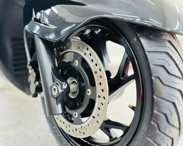 Черный Сузуки Skywave 250, объемом двигателя 0.25 л и пробегом 23 тыс. км за 2200 $, фото 13 на Automoto.ua