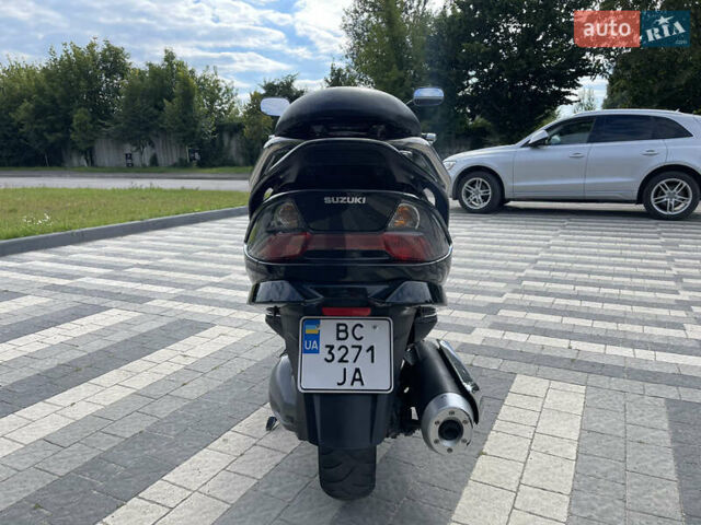 Черный Сузуки Skywave 250, объемом двигателя 0.25 л и пробегом 27 тыс. км за 2649 $, фото 4 на Automoto.ua