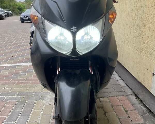 Черный Сузуки Skywave 250, объемом двигателя 0 л и пробегом 30 тыс. км за 2000 $, фото 3 на Automoto.ua