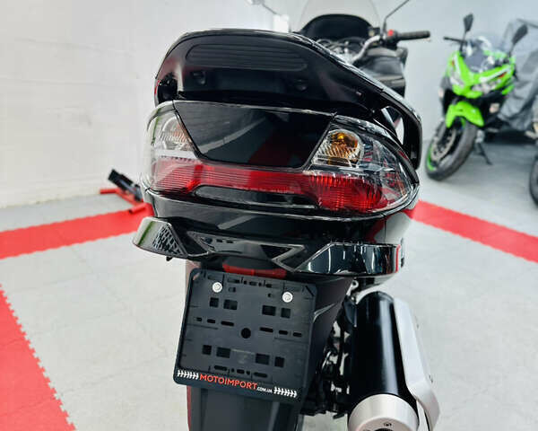 Черный Сузуки Skywave 250, объемом двигателя 0.25 л и пробегом 23 тыс. км за 2200 $, фото 7 на Automoto.ua