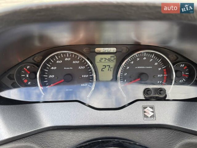 Черный Сузуки Skywave 250, объемом двигателя 0.25 л и пробегом 27 тыс. км за 2649 $, фото 11 на Automoto.ua