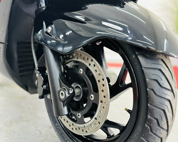 Черный Сузуки Skywave 250, объемом двигателя 0.25 л и пробегом 23 тыс. км за 2200 $, фото 14 на Automoto.ua