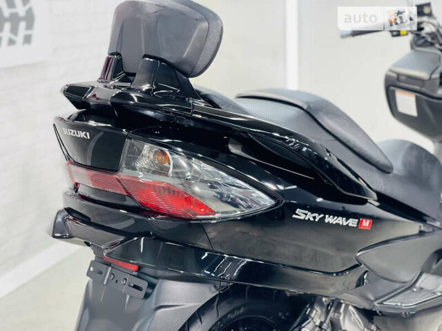 Черный Сузуки Skywave 250, объемом двигателя 0.25 л и пробегом 20 тыс. км за 2600 $, фото 12 на Automoto.ua