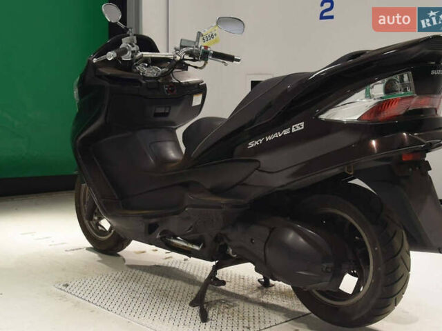 Чорний Сузукі Skywave 250, об'ємом двигуна 0.25 л та пробігом 29 тис. км за 2400 $, фото 5 на Automoto.ua