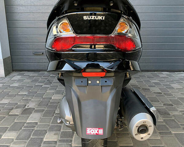 Черный Сузуки Skywave 250, объемом двигателя 0.25 л и пробегом 63 тыс. км за 2400 $, фото 7 на Automoto.ua