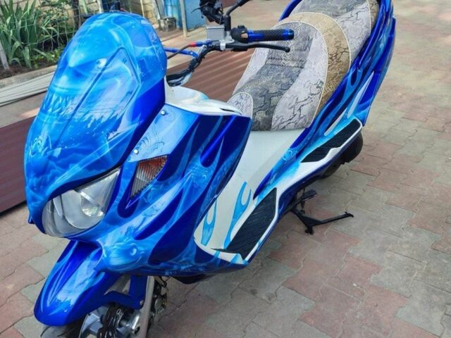 Сузукі Skywave 250, об'ємом двигуна 0.25 л та пробігом 0 тис. км за 1700 $, фото 1 на Automoto.ua