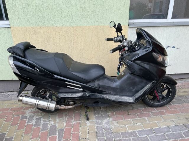 Сузуки Skywave 250, объемом двигателя 0.25 л и пробегом 0 тыс. км за 2000 $, фото 6 на Automoto.ua