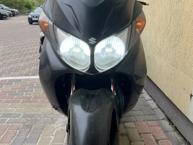 Сузуки Skywave 250, объемом двигателя 0.25 л и пробегом 0 тыс. км за 2000 $, фото 2 на Automoto.ua