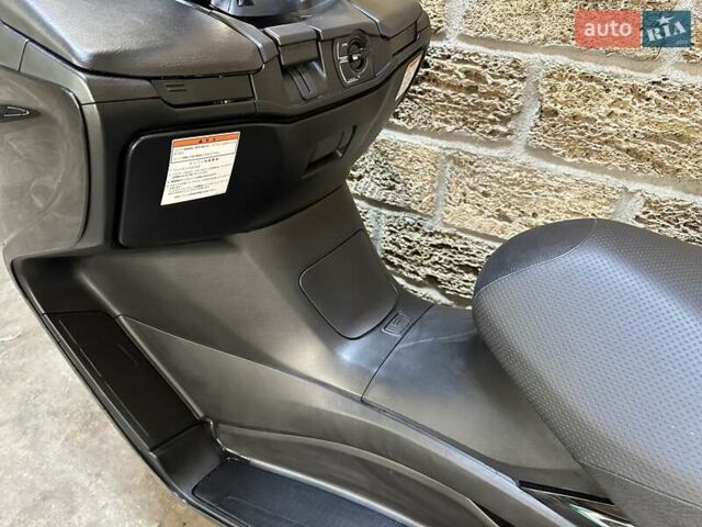 Сузуки Skywave 250, объемом двигателя 0 л и пробегом 1 тыс. км за 2800 $, фото 8 на Automoto.ua