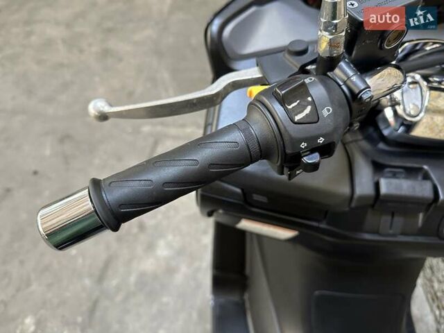 Сузуки Skywave 250, объемом двигателя 0 л и пробегом 1 тыс. км за 2800 $, фото 10 на Automoto.ua