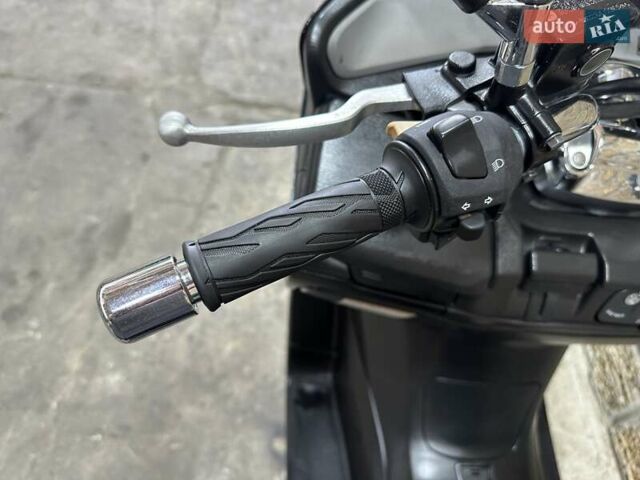 Сузуки Skywave 250, объемом двигателя 0 л и пробегом 26 тыс. км за 2150 $, фото 4 на Automoto.ua