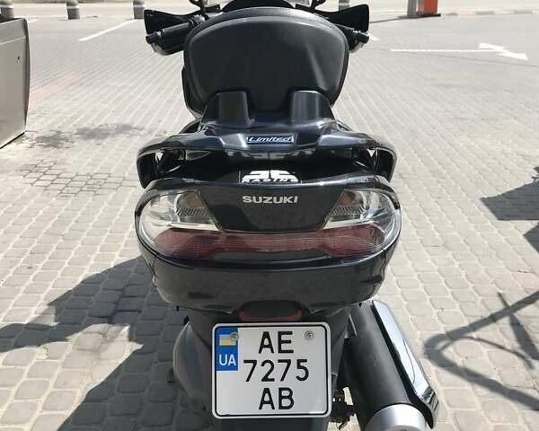 Серый Сузуки Skywave 250, объемом двигателя 0 л и пробегом 30 тыс. км за 3000 $, фото 4 на Automoto.ua
