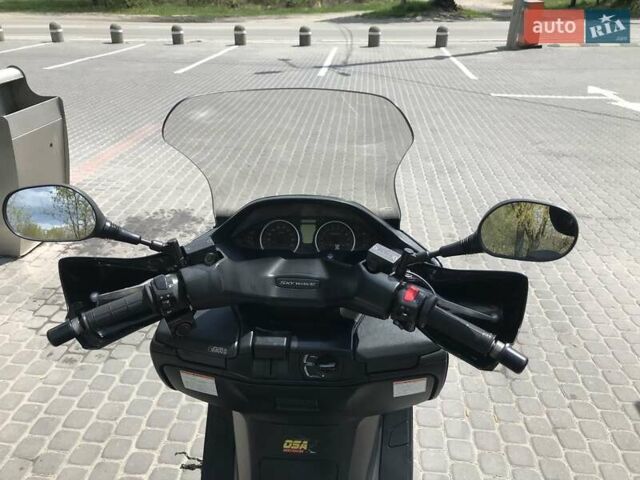 Серый Сузуки Skywave 250, объемом двигателя 0 л и пробегом 30 тыс. км за 3000 $, фото 3 на Automoto.ua