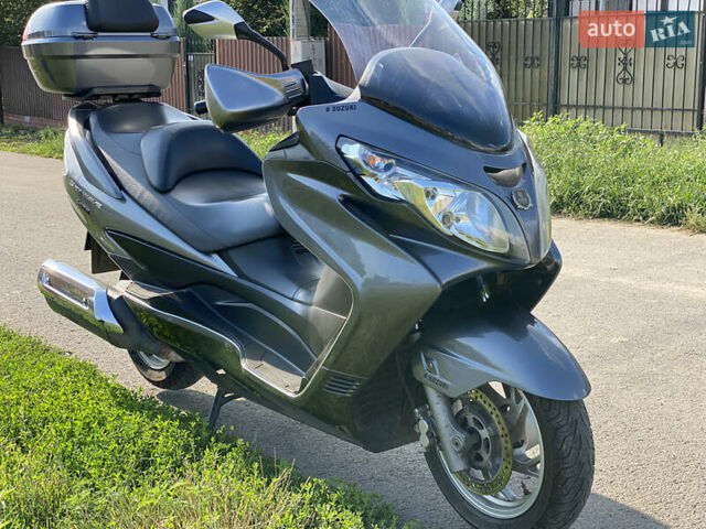 Серый Сузуки Skywave 250, объемом двигателя 0.25 л и пробегом 64 тыс. км за 2500 $, фото 4 на Automoto.ua