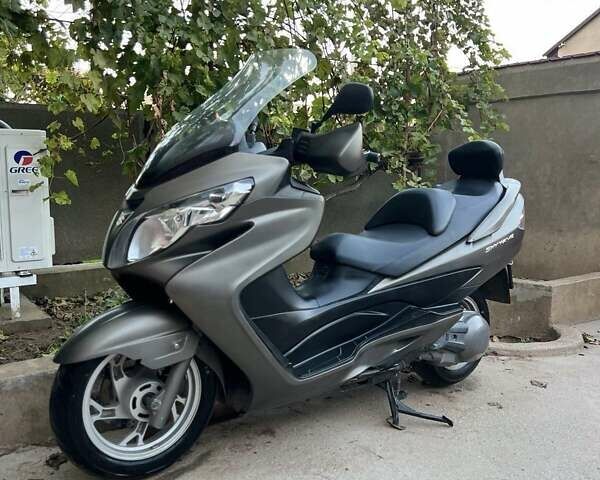 Серый Сузуки Skywave 250, объемом двигателя 0 л и пробегом 36 тыс. км за 2400 $, фото 5 на Automoto.ua