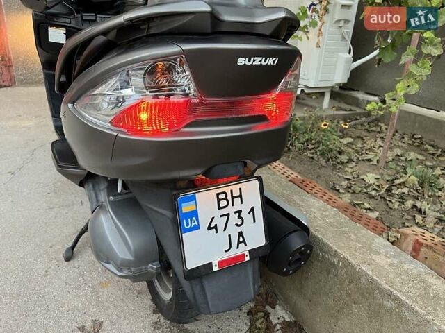 Серый Сузуки Skywave 250, объемом двигателя 0 л и пробегом 36 тыс. км за 2400 $, фото 1 на Automoto.ua