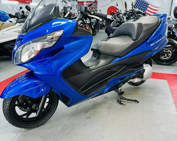 Синий Сузуки Skywave 250, объемом двигателя 0.25 л и пробегом 30 тыс. км за 2400 $, фото 3 на Automoto.ua