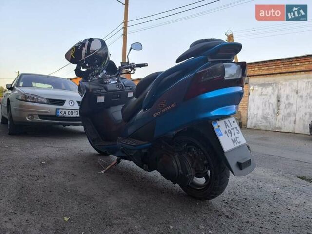 Синий Сузуки Skywave 250, объемом двигателя 0.25 л и пробегом 42 тыс. км за 1700 $, фото 3 на Automoto.ua
