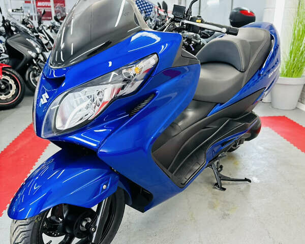 Синий Сузуки Skywave 250, объемом двигателя 0.25 л и пробегом 23 тыс. км за 2700 $, фото 22 на Automoto.ua