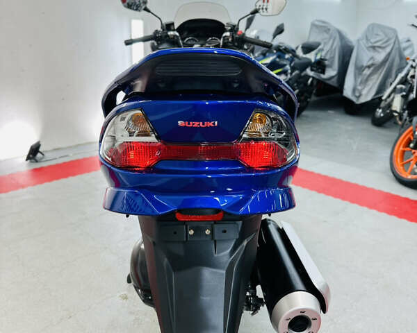 Синий Сузуки Skywave 250, объемом двигателя 0.25 л и пробегом 23 тыс. км за 2700 $, фото 4 на Automoto.ua