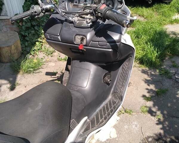Сузуки Skywave 400, объемом двигателя 0.4 л и пробегом 44 тыс. км за 2700 $, фото 7 на Automoto.ua