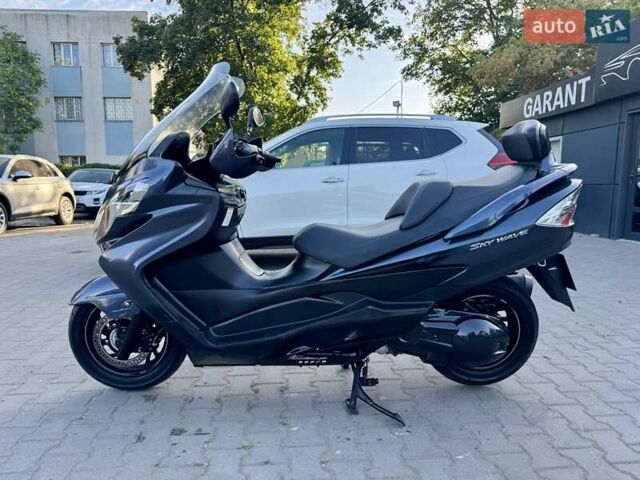 Сірий Сузукі Skywave 400, об'ємом двигуна 0.4 л та пробігом 25 тис. км за 3999 $, фото 33 на Automoto.ua