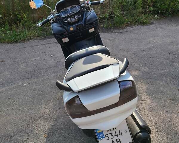 Білий Сузукі Skywave 400 TypeS, об'ємом двигуна 0 л та пробігом 26 тис. км за 2000 $, фото 1 на Automoto.ua