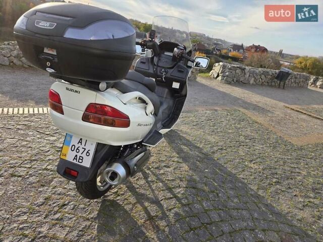 Білий Сузукі SkyWave 650, об'ємом двигуна 0.65 л та пробігом 23 тис. км за 6500 $, фото 4 на Automoto.ua