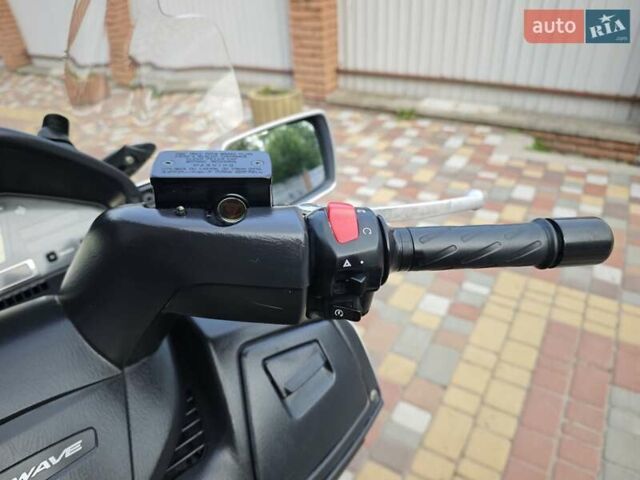 Сузуки SkyWave 650, объемом двигателя 0.64 л и пробегом 25 тыс. км за 2999 $, фото 1 на Automoto.ua