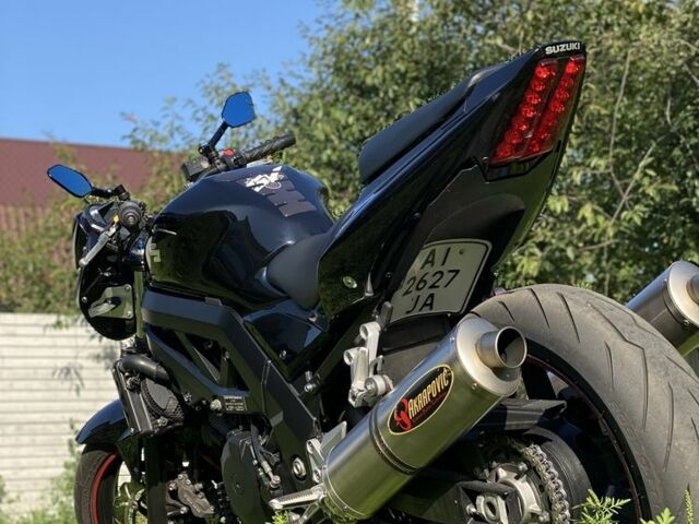 Сузукі SV 1000, об'ємом двигуна 1 л та пробігом 0 тис. км за 6000 $, фото 5 на Automoto.ua