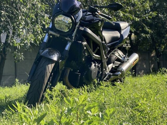 Сузукі SV 1000, об'ємом двигуна 1 л та пробігом 0 тис. км за 6000 $, фото 3 на Automoto.ua