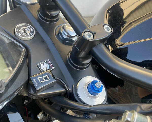 Черный Сузуки SV 1000S, объемом двигателя 1 л и пробегом 35 тыс. км за 6700 $, фото 1 на Automoto.ua