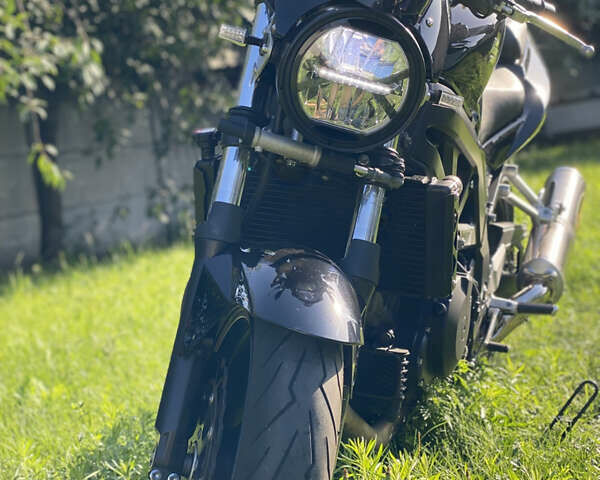 Черный Сузуки SV 1000S, объемом двигателя 1 л и пробегом 35 тыс. км за 6700 $, фото 4 на Automoto.ua