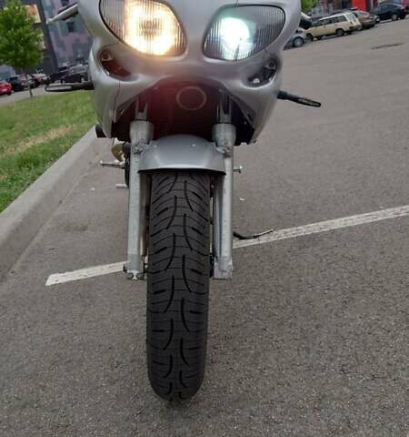 Серый Сузуки SV 400S, объемом двигателя 0.4 л и пробегом 46 тыс. км за 3000 $, фото 6 на Automoto.ua