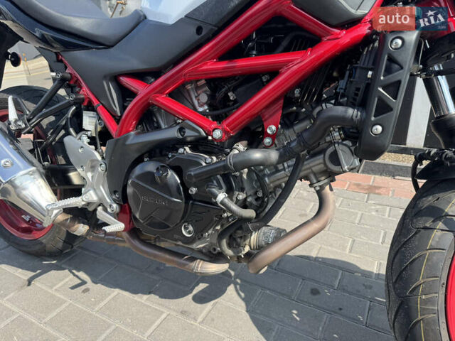 Белый Сузуки SV 650, объемом двигателя 0.65 л и пробегом 6 тыс. км за 7000 $, фото 4 на Automoto.ua