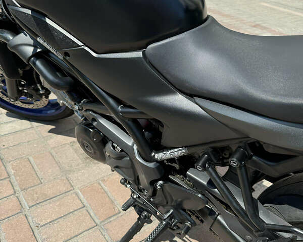 Черный Сузуки SV 650, объемом двигателя 0.65 л и пробегом 40 тыс. км за 5500 $, фото 2 на Automoto.ua