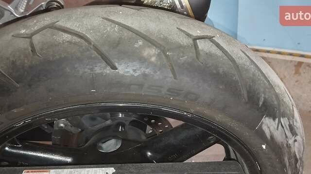 Красный Сузуки SV 650, объемом двигателя 0.65 л и пробегом 35 тыс. км за 4000 $, фото 4 на Automoto.ua