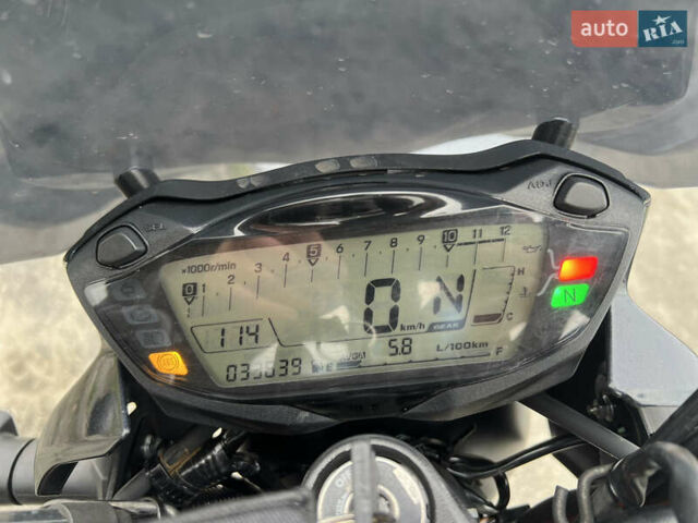 Сузуки SV 650, объемом двигателя 0.65 л и пробегом 33 тыс. км за 5500 $, фото 13 на Automoto.ua