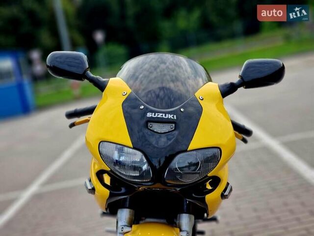Сузуки SV 650, объемом двигателя 0 л и пробегом 38 тыс. км за 2400 $, фото 6 на Automoto.ua
