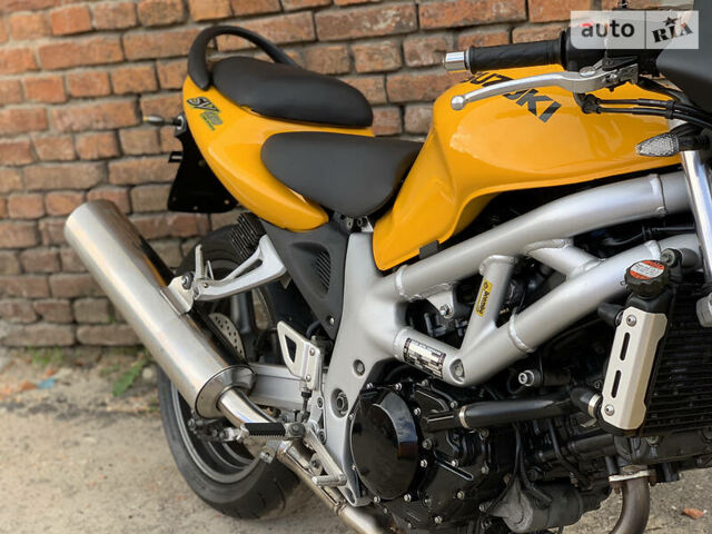 Желтый Сузуки SV 650, объемом двигателя 0.65 л и пробегом 23 тыс. км за 3000 $, фото 63 на Automoto.ua