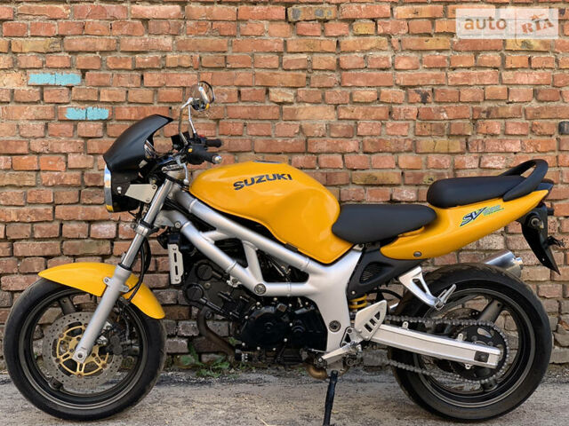 Желтый Сузуки SV 650, объемом двигателя 0.65 л и пробегом 23 тыс. км за 3000 $, фото 2 на Automoto.ua